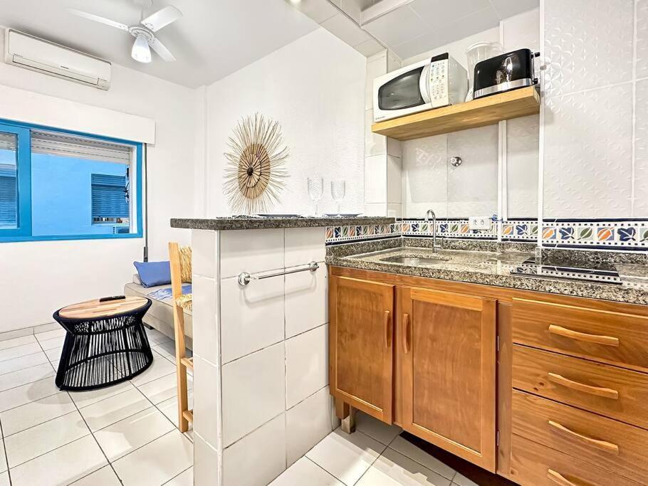 Apartament Facing The Sea Ac Basilica Embare Bars&Restaurants Santos  Zewnętrze zdjęcie